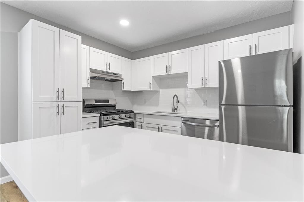 1 bathroom, 750 sq ft apartment for rent at 1701 Hawthorne Avenue 1B, Atlanta, GA 30337 for $950 a month — photo 7