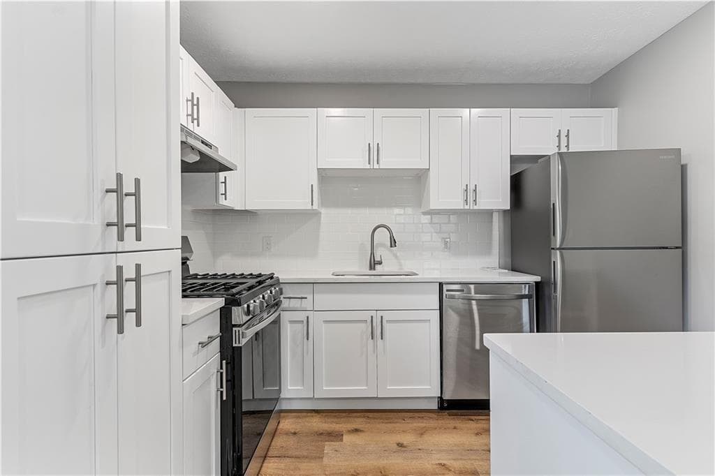 1 bathroom, 750 sq ft apartment for rent at 1701 Hawthorne Avenue 1B, Atlanta, GA 30337 for $950 a month — photo 8