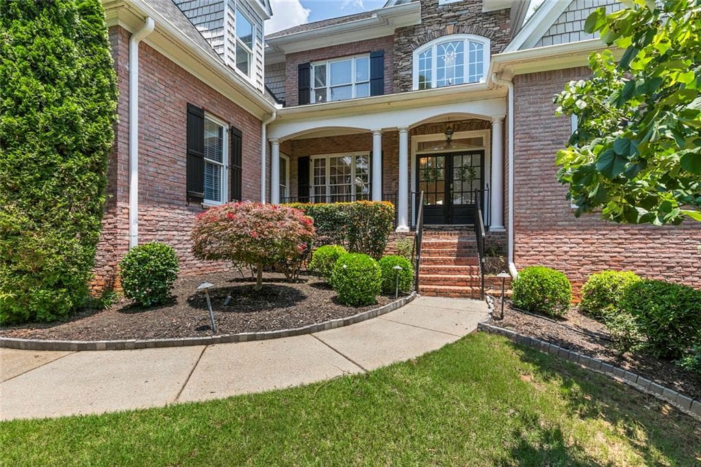 5 bedroom, 6 bathroom, 5,333 sq ft single family residence for sale at 2373 Bronze Oak Lane, Braselton, GA 30517 — photo 9