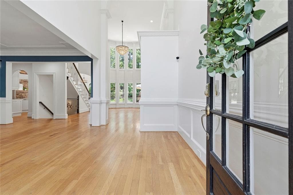 5 bedroom, 6 bathroom, 5,333 sq ft single family residence for sale at 2373 Bronze Oak Lane, Braselton, GA 30517 — photo 3