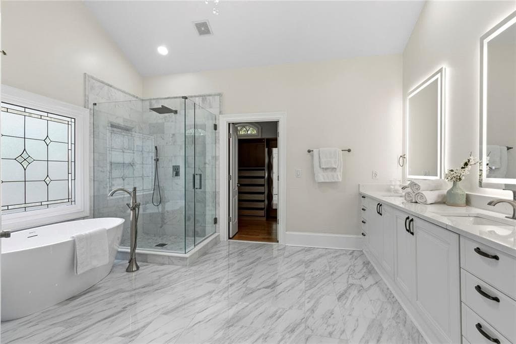 5 bedroom, 6 bathroom, 5,333 sq ft single family residence for sale at 2373 Bronze Oak Lane, Braselton, GA 30517 — photo 6