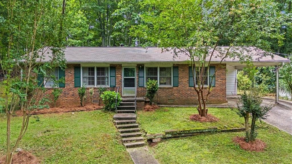 3 bedroom, 2 bathroom, 1,334 sq ft single family residence under contract at 1230 Red Bud Drive, Marietta, GA 30062