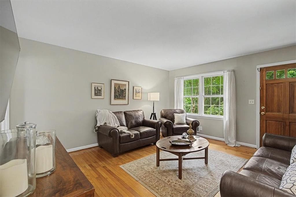 3 bedroom, 2 bathroom, 1,334 sq ft single family residence under contract at 1230 Red Bud Drive, Marietta, GA 30062 — photo 5