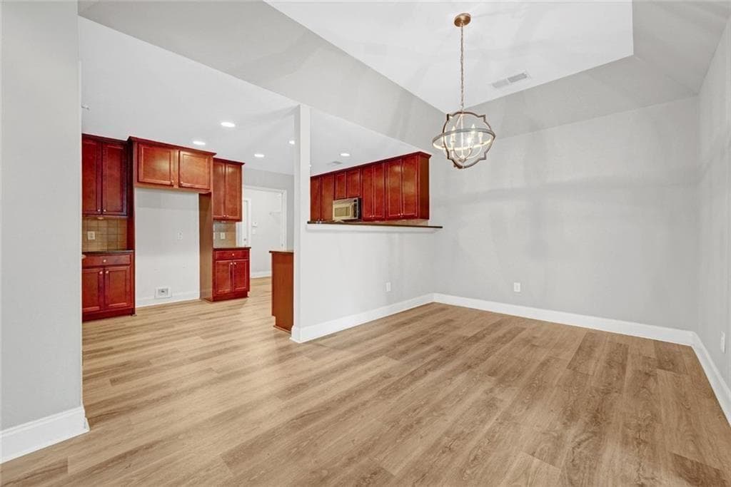 3 bedroom, 2 bathroom, 1,862 sq ft condominium for sale at 2357 Chimney Cottage Circle, Marietta, GA 30066 — photo 10