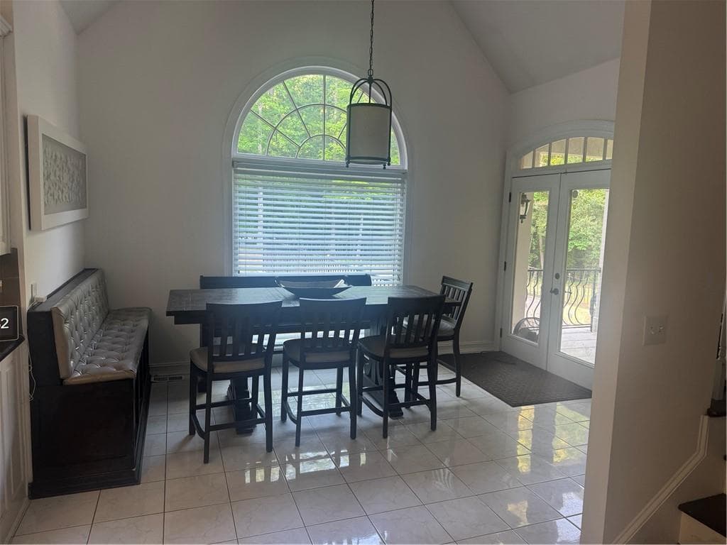 6 bedroom, 6 bathroom, 6,031 sq ft single family residence for rent at 4690 Hamden Forest Drive, Atlanta, GA 30331 for $9,500 a month — photo 6