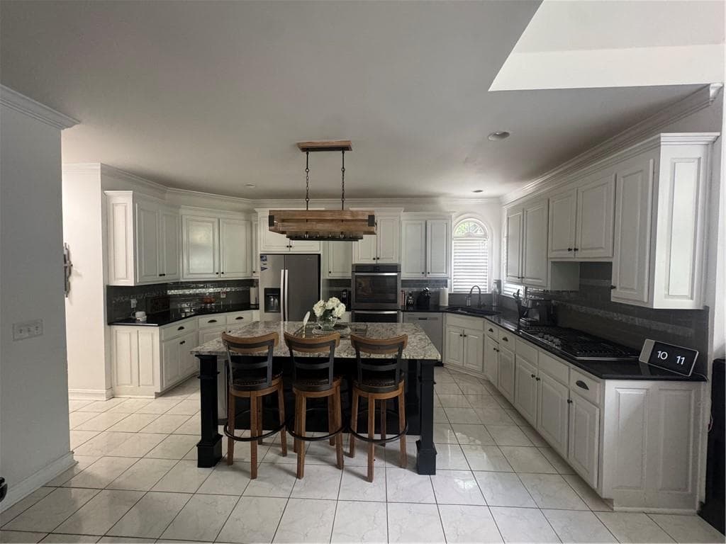 6 bedroom, 6 bathroom, 6,031 sq ft single family residence for rent at 4690 Hamden Forest Drive, Atlanta, GA 30331 for $9,500 a month — photo 7