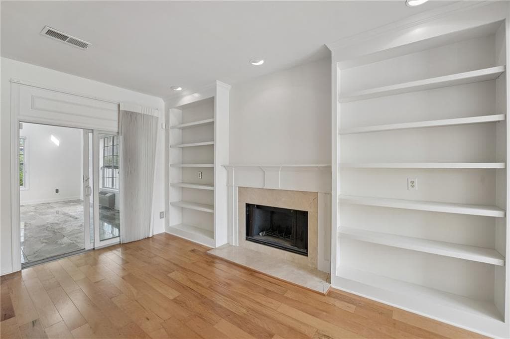 3 bedroom, 3 bathroom, 2,800 sq ft single family residence under contract at 125 Glenleigh Walk, Fayetteville, GA 30214 — photo 6