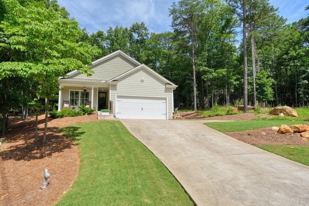 2 bedroom, 2 bathroom, 1,166 sq ft single family residence for sale at 110 Cherry Court, Waleska, GA 30183 — photo 7