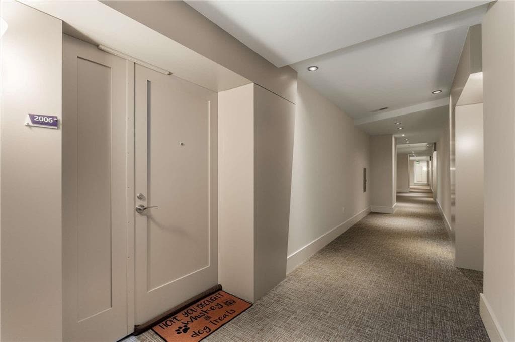 3 bedroom, 3 bathroom, 2,748 sq ft condominium for sale at 3325 PIEDMONT Road 2006, Atlanta, GA 30305 — photo 3