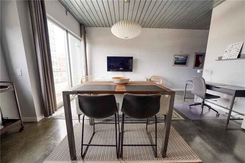 1 bedroom, 1 bathroom, 750 sq ft condominium for rent at 620 Glen Iris Drive 506, Atlanta, GA 30308 for $2,800 a month — photo 7