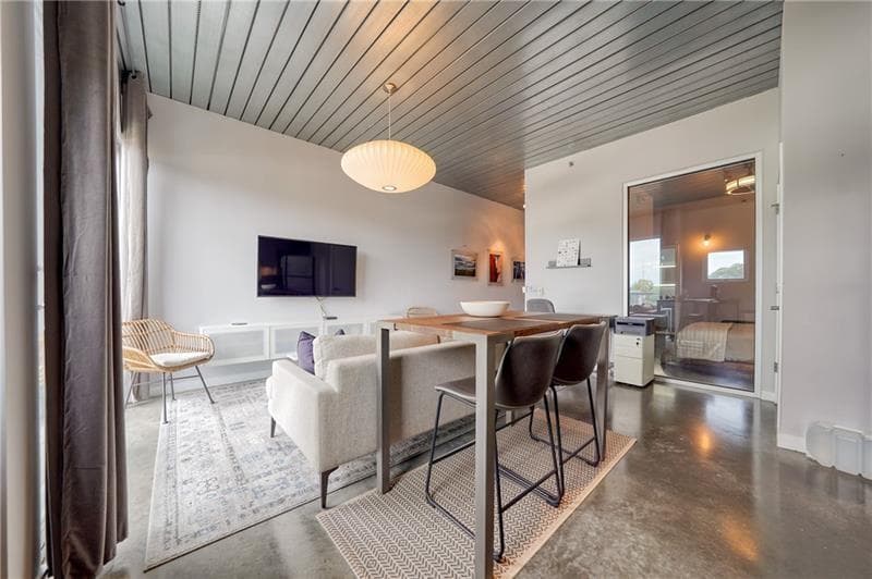 1 bedroom, 1 bathroom, 750 sq ft condominium for rent at 620 Glen Iris Drive 506, Atlanta, GA 30308 for $2,800 a month — photo 8