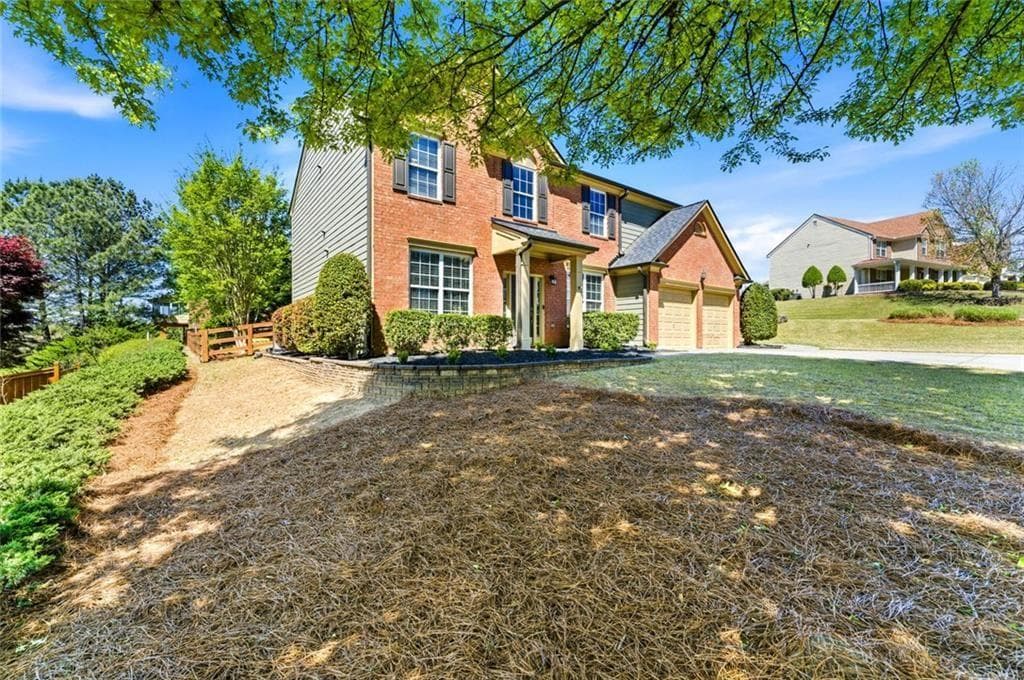 4 bedroom, 3 bathroom, 2,800 sq ft single family residence sold at 584 Van Briggle Court, Sugar Hill, GA 30518