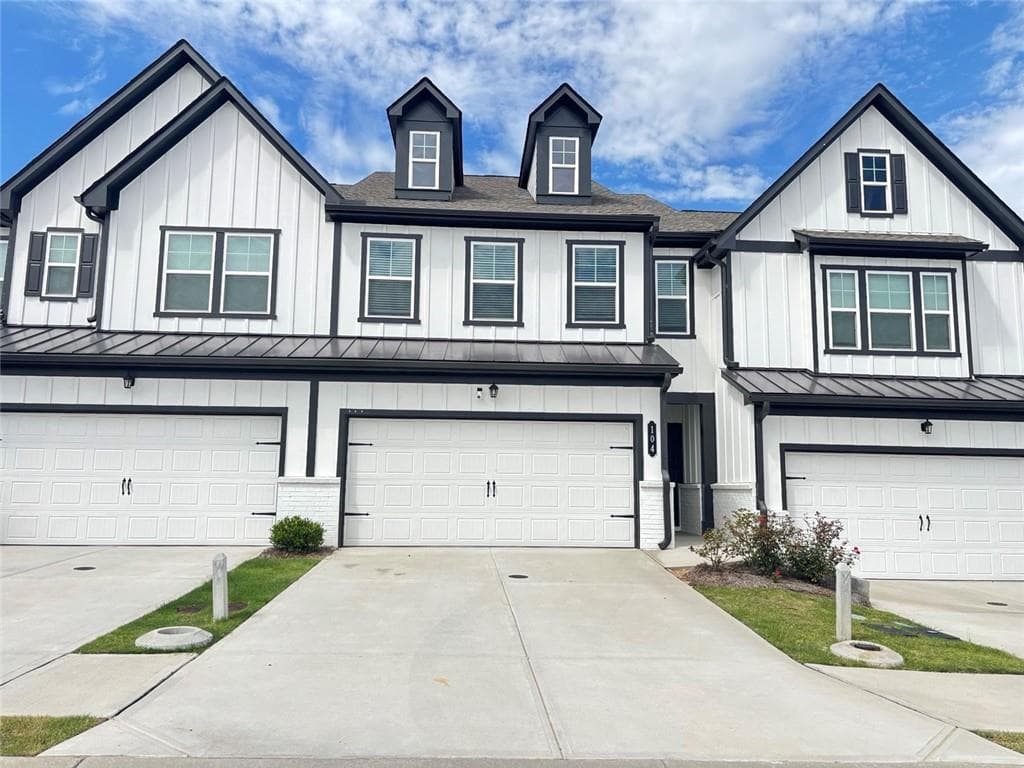 3 bedroom, 3 bathroom, 1,854 sq ft townhouse for rent at 104 Mission Boulevard, Pendergrass, GA 30567 for $1,900 a month — photo 1 of 18