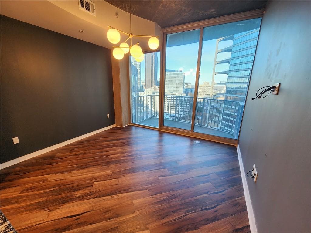 1 bedroom, 1 bathroom, 743 sq ft condominium for rent at 400 W Peachtree Street 1614, Atlanta, GA 30308 for $1,795 a month — photo 2