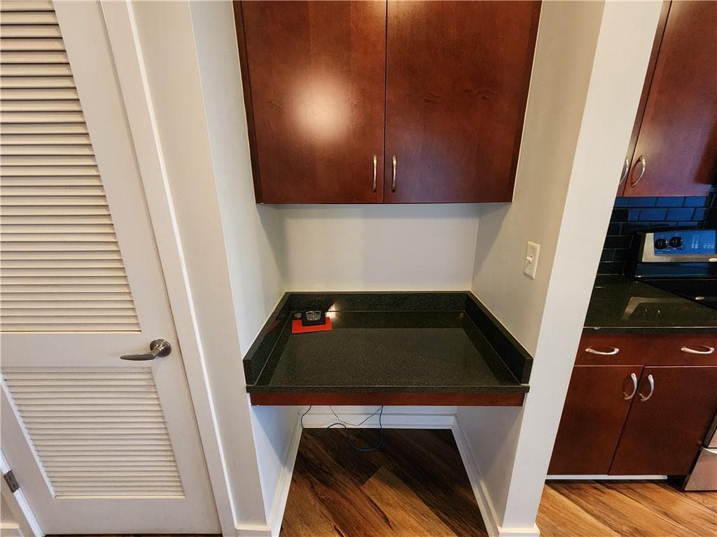 1 bedroom, 1 bathroom, 743 sq ft condominium for rent at 400 W Peachtree Street 1614, Atlanta, GA 30308 for $1,795 a month — photo 9