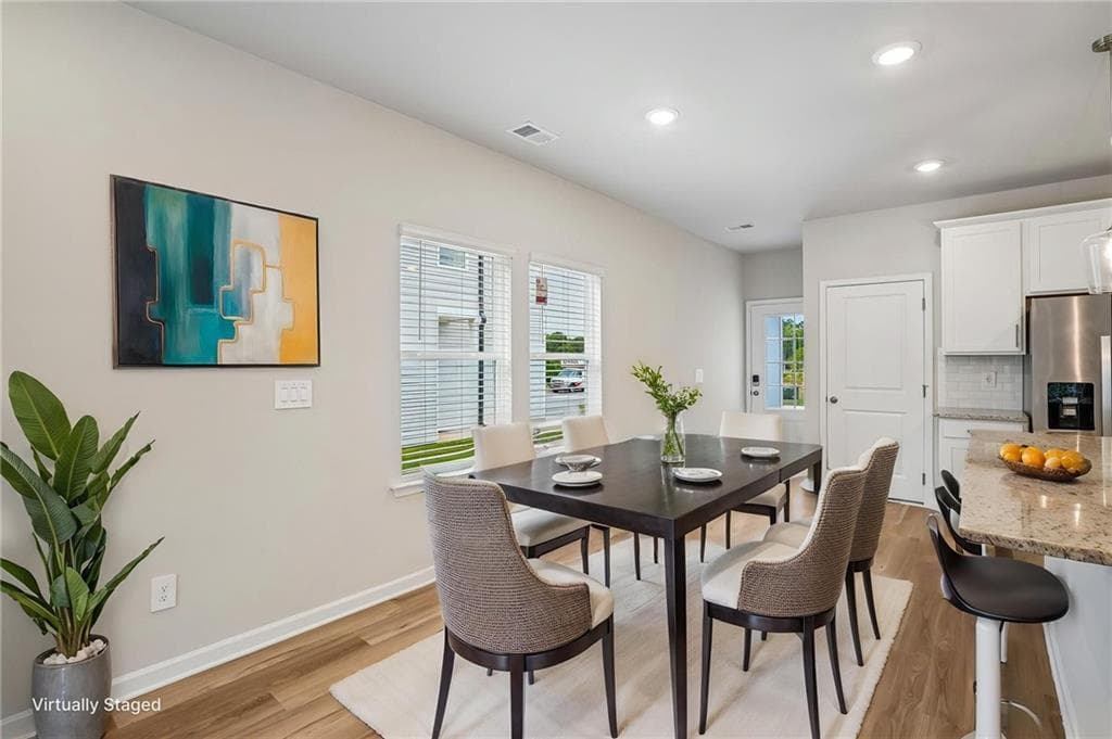 3 bedroom, 4 bathroom, 1,640 sq ft townhouse for sale at 7834 Marie Way, Fairburn, GA 30213 — photo 5