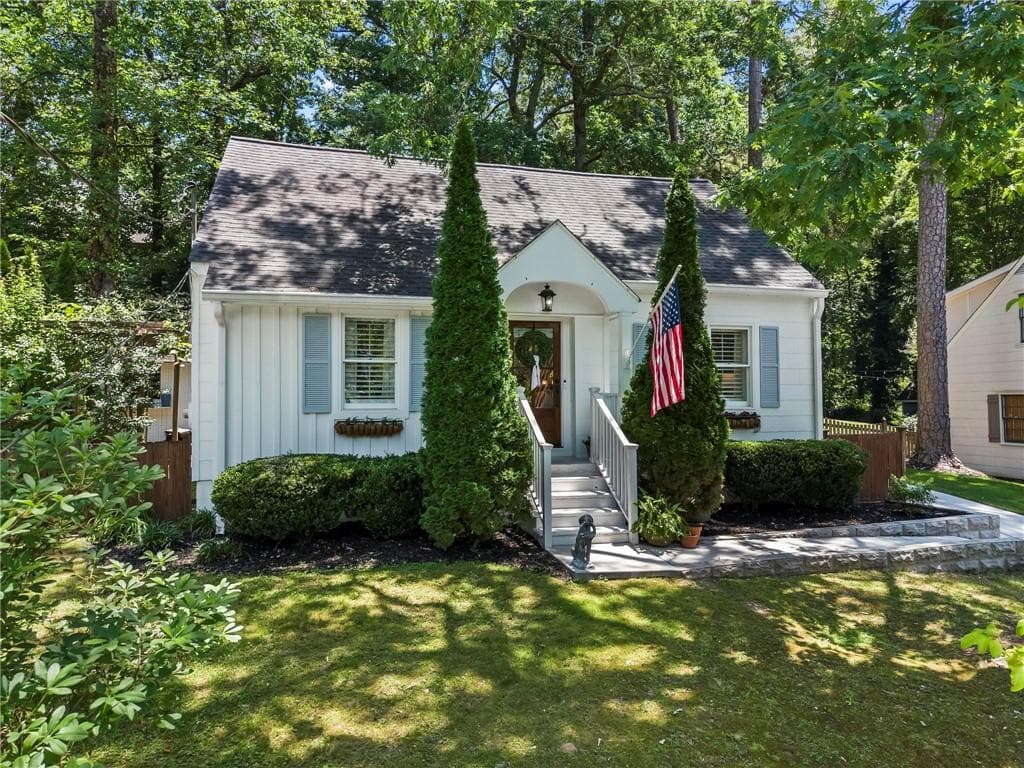 3 bedroom, 2 bathroom, 1,430 sq ft single family residence sold at 3013 Skyland Drive, Atlanta, GA 30341