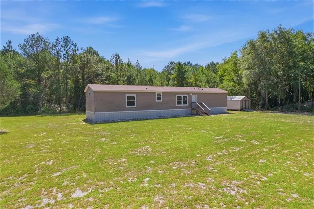 3 bedroom, 2 bathroom, 1,216 sq ft single family residence for sale at 2720 John Wells Road, Hinesville, GA 31313 — photo 4