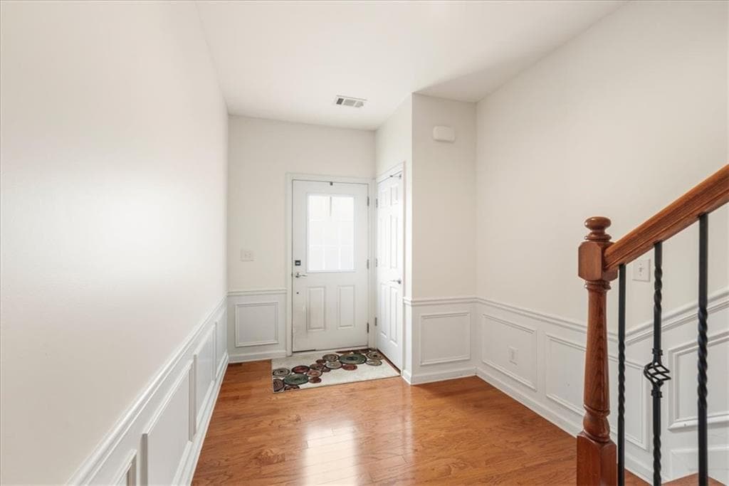 3 bedroom, 3 bathroom, 1,832 sq ft townhouse under contract at 5800 Oakdale Road 168, Mableton, GA 30126 — photo 4