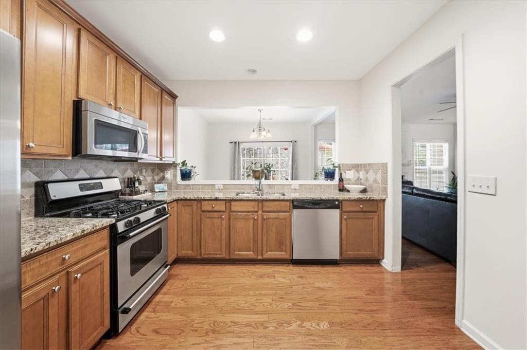 3 bedroom, 3 bathroom, 1,832 sq ft townhouse under contract at 5800 Oakdale Road 168, Mableton, GA 30126 — photo 10
