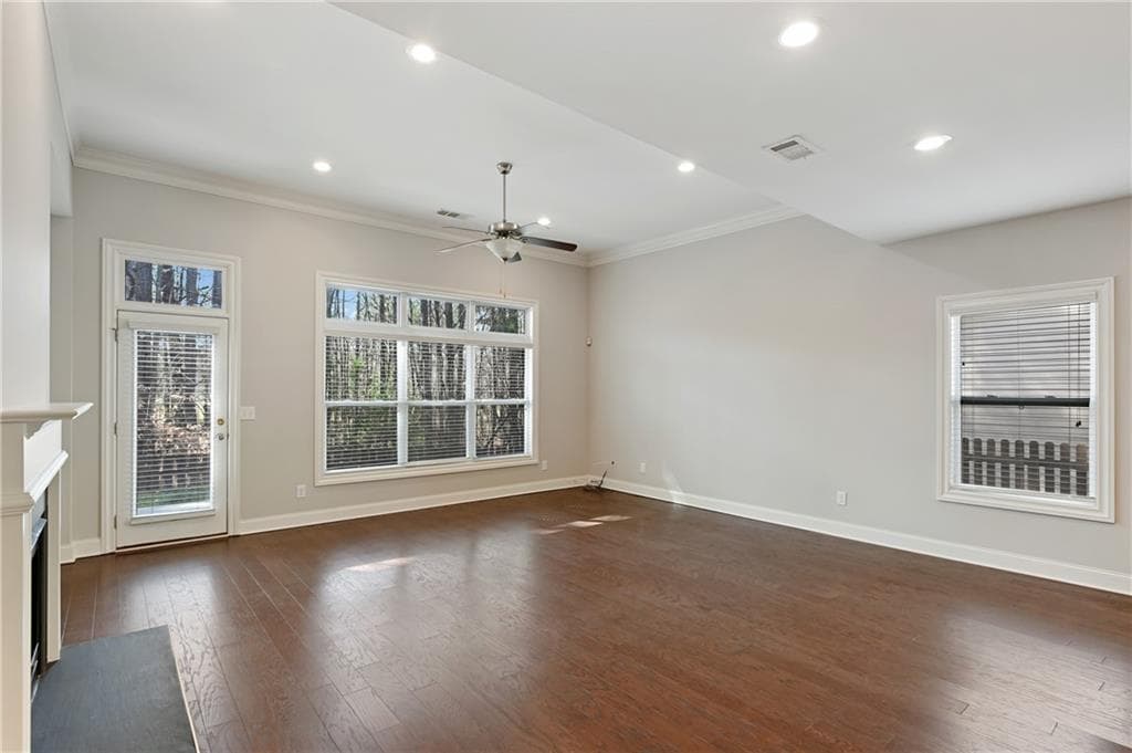 4 bedroom, 3 bathroom, 3,046 sq ft single family residence for rent at 1536 Habershal Road, Atlanta, GA 30318 for $3,600 a month — photo 9