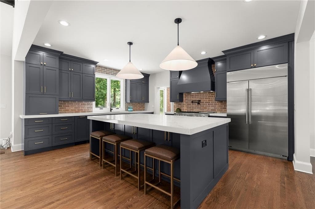 5 bedroom, 5 bathroom, 4,450 sq ft single family residence under contract at 4562 Columns Drive, Marietta, GA 30067 — photo 6