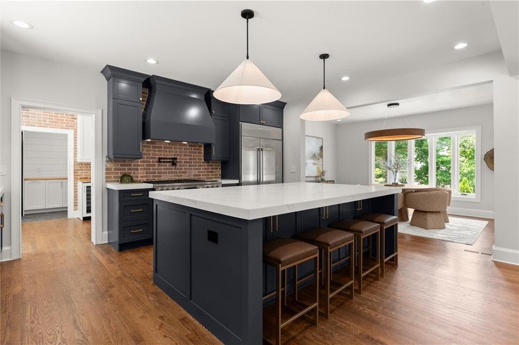 5 bedroom, 5 bathroom, 4,450 sq ft single family residence under contract at 4562 Columns Drive, Marietta, GA 30067 — photo 7