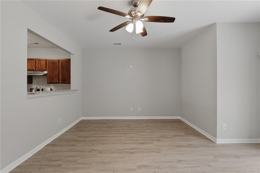 2 bedroom, 3 bathroom, 2,028 sq ft townhouse for sale at 585 Mcwilliams Road 2702, Atlanta, GA 30315 — photo 4