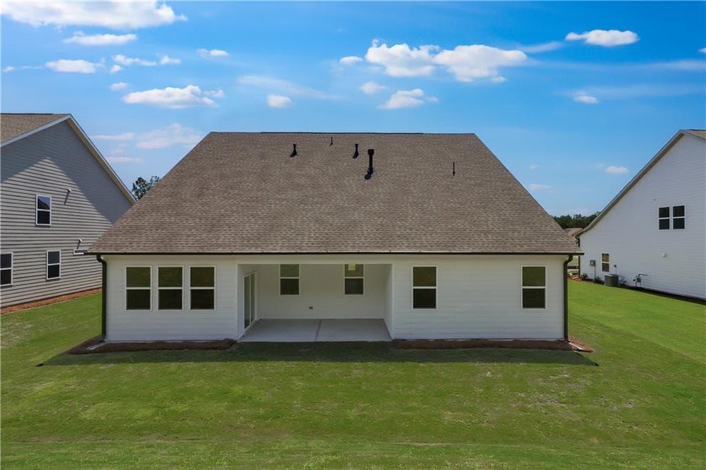 4 bedroom, 4 bathroom, 3,157 sq ft single family residence for sale at 8 Unicoi Trail, Sharpsburg, GA 30277 — photo 7
