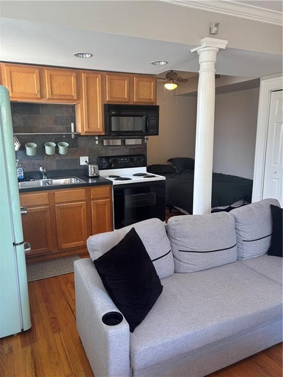 1 bathroom, 415 sq ft condominium for sale at 706 Charles Allen Drive 1, Atlanta, GA 30308 — photo 3