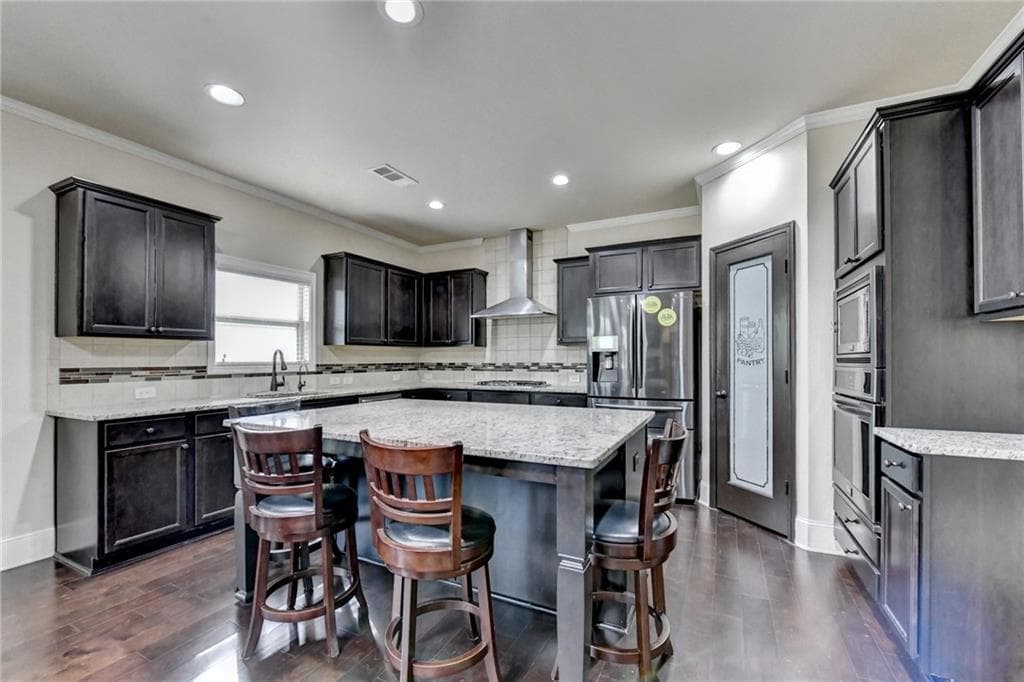 6 bedroom, 4 bathroom, 4,250 sq ft single family residence for rent at 2205 Copperfield Drive, Cumming, GA 30041 for $3,500 a month — photo 8