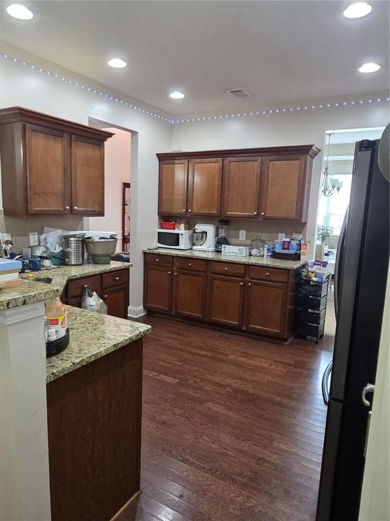 4 bedroom, 3 bathroom, 3,490 sq ft single family residence for sale at 3829 Wood Hollow Way, Snellville, GA 30039 — photo 4
