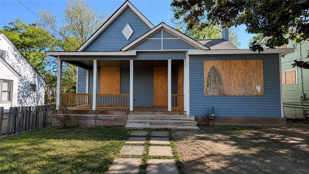 3 bedroom, 2 bathroom, 2,978 sq ft single family residence sold at 1101 Arlington Avenue, Atlanta, GA 30310