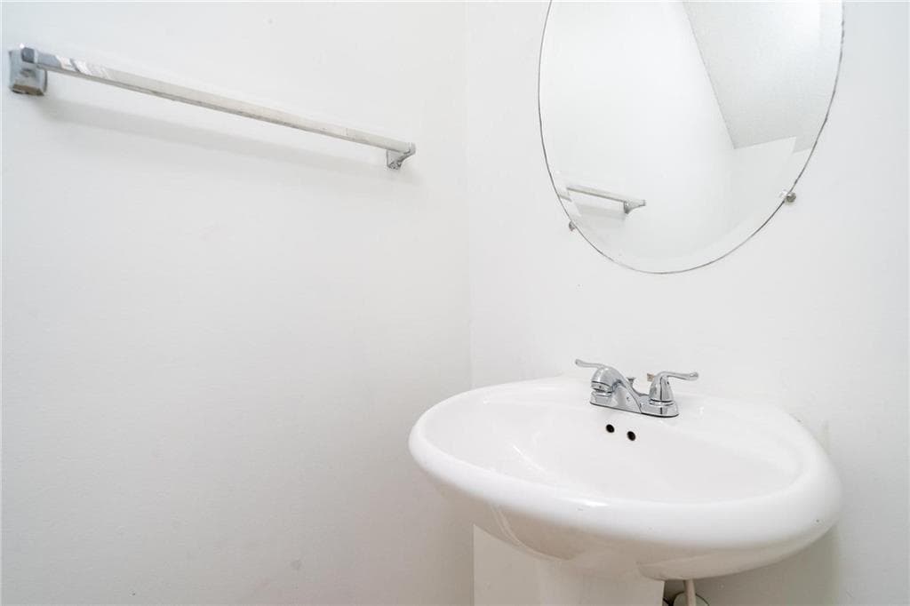 2 bedroom, 3 bathroom, 1,384 sq ft townhouse for rent at 1758 Broad River Road, Atlanta, GA 30349 for $1,650 a month — photo 7