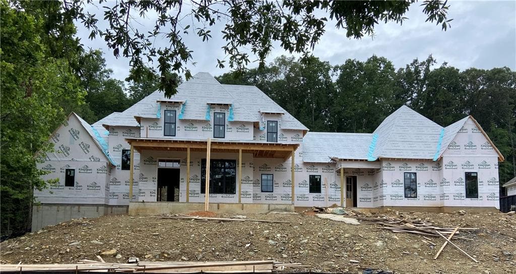 5 bedroom, 5 bathroom, 4,472 sq ft single family residence under contract at 210 Carl Sanders Drive, Acworth, GA 30101 — photo 3