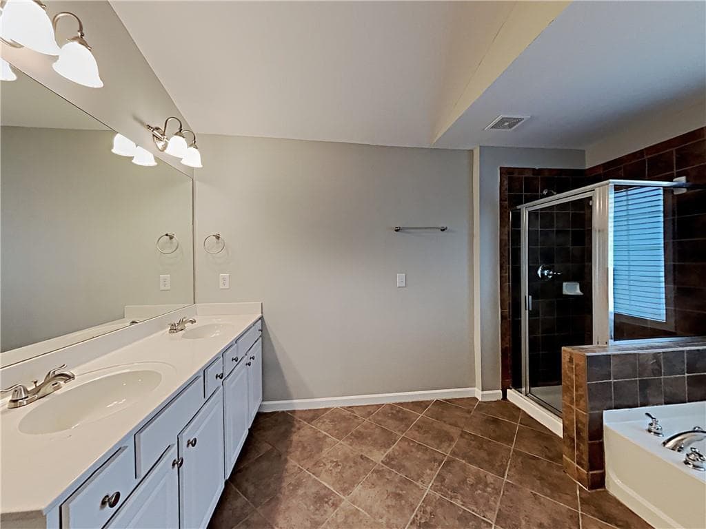 4 bedroom, 3 bathroom, 2,444 sq ft single family residence for rent at 2184 Longmont Drive, Lawrenceville, GA 30044 for $2,280 a month — photo 3
