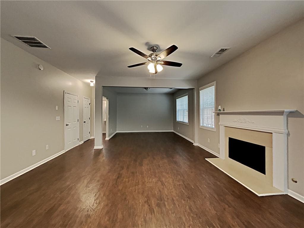 4 bedroom, 3 bathroom, 2,444 sq ft single family residence for rent at 2184 Longmont Drive, Lawrenceville, GA 30044 for $2,280 a month — photo 8