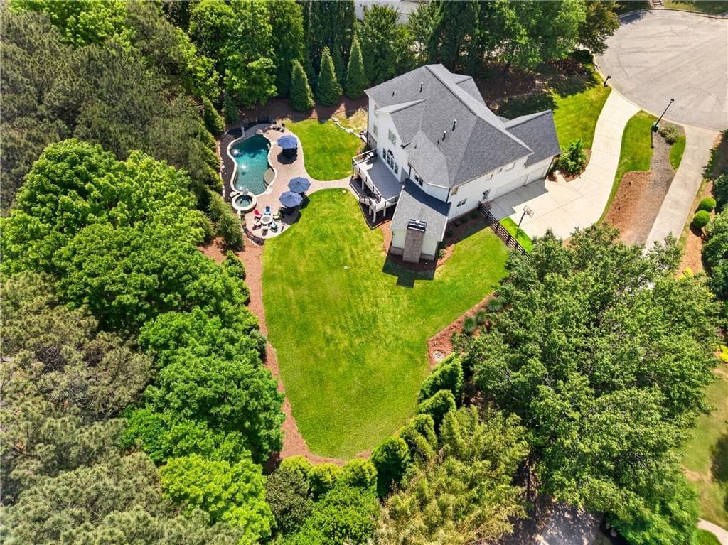 6 bedroom, 6 bathroom, 6,611 sq ft single family residence for sale at 130 Providence Oaks Pointe, Milton, GA 30004 — photo 6