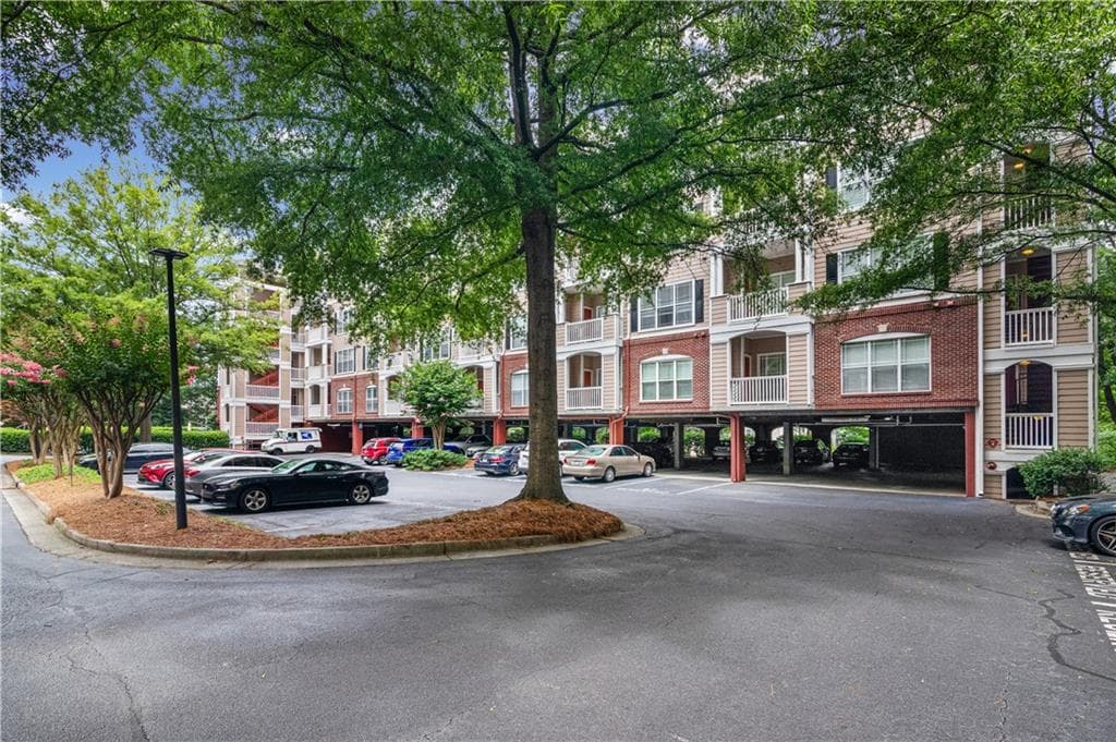 1 bedroom, 1 bathroom, 736 sq ft condominium for sale at 4333 Dunwoody Park 1311, Atlanta, GA 30338 — photo 4