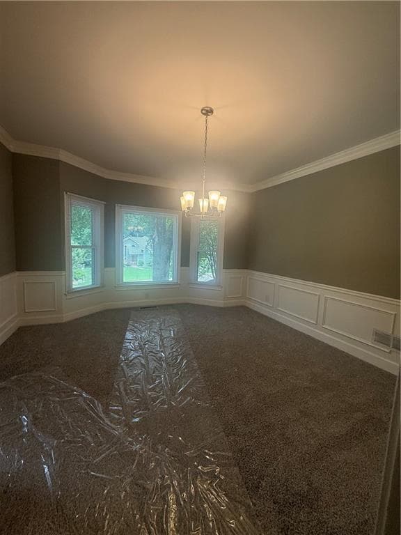 4 bedroom, 3 bathroom, 2,726 sq ft single family residence for sale at 2031 Lakewood Circle, Grayson, GA 30017 — photo 2