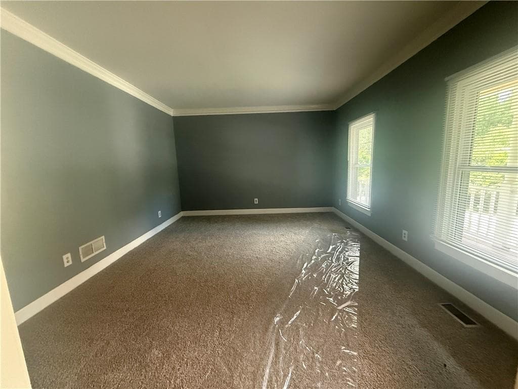 4 bedroom, 3 bathroom, 2,726 sq ft single family residence for sale at 2031 Lakewood Circle, Grayson, GA 30017 — photo 3