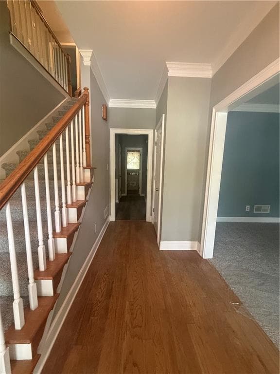 4 bedroom, 3 bathroom, 2,726 sq ft single family residence for sale at 2031 Lakewood Circle, Grayson, GA 30017 — photo 4
