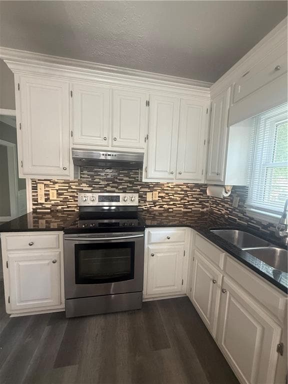 4 bedroom, 3 bathroom, 2,726 sq ft single family residence for sale at 2031 Lakewood Circle, Grayson, GA 30017 — photo 8