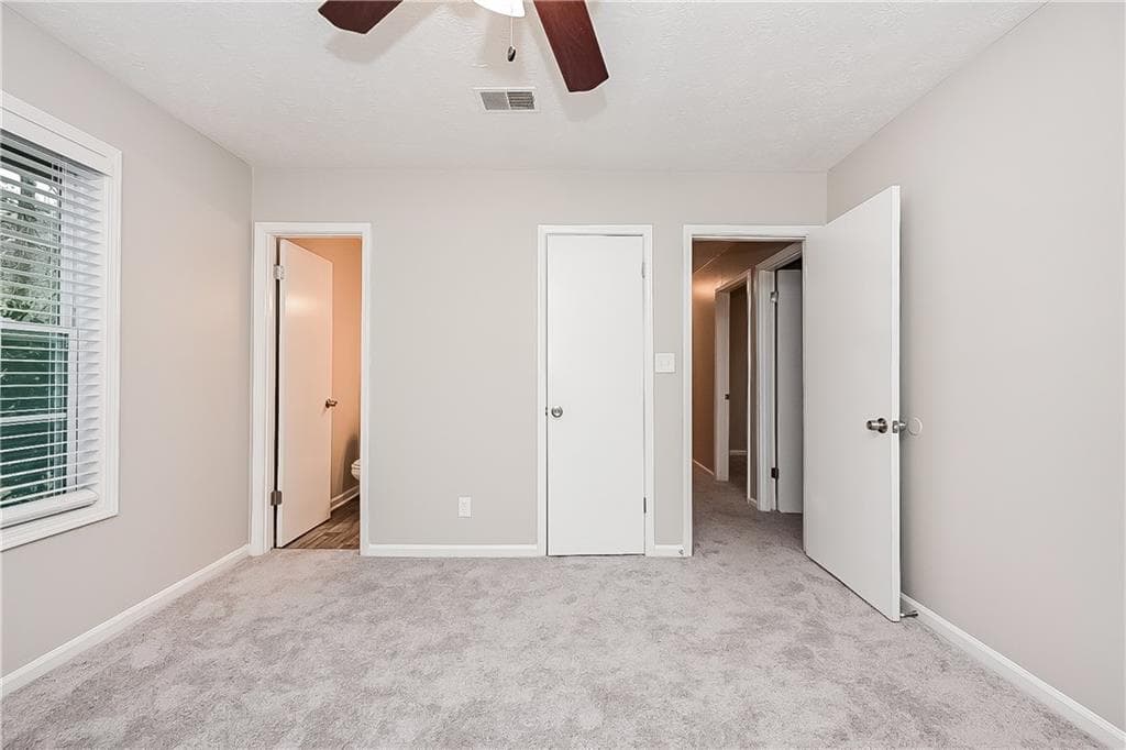 5 bedroom, 3 bathroom, 1,560 sq ft single family residence for rent at 8990 Sterling Ridge Lane, Jonesboro, GA 30238 for $1,930 a month — photo 9