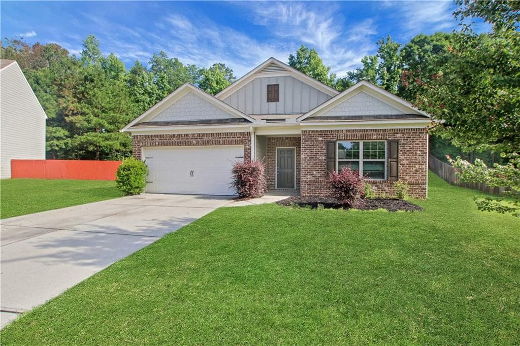3 bedroom, 2 bathroom, 1,832 sq ft single family residence for sale at 697 Scotland Drive, Dallas, GA 30132 — photo 3