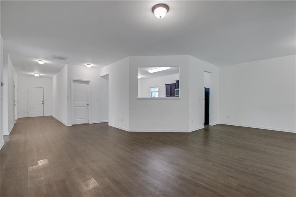 3 bedroom, 2 bathroom, 1,832 sq ft single family residence for sale at 697 Scotland Drive, Dallas, GA 30132 — photo 9