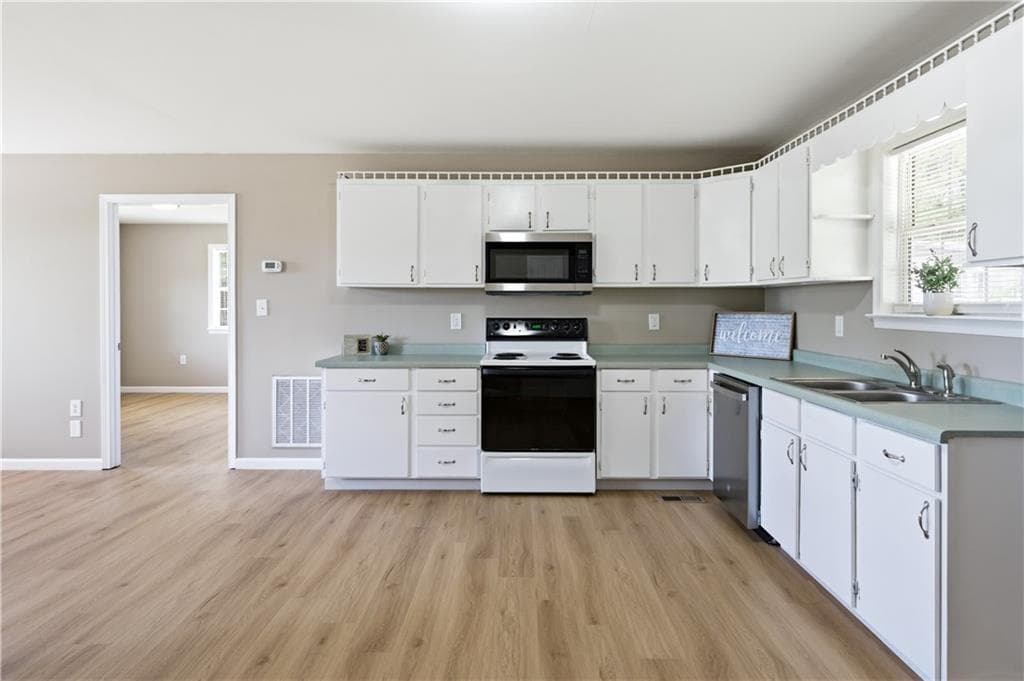 2 bedroom, 2 bathroom, 1,092 sq ft single family residence under contract at 894 Lakeview Drive, Nicholson, GA 30565 — photo 10