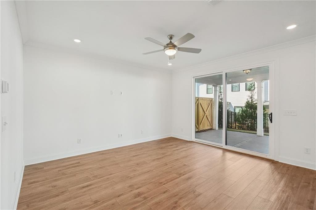 3 bedroom, 3 bathroom, 2,030 sq ft townhouse under contract at 4316 Burton Bend Way 147, Buford, GA 30518 — photo 8