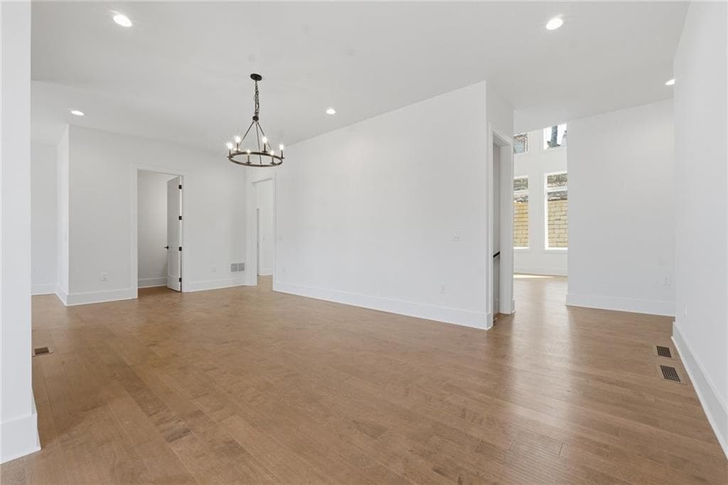 5 bedroom, 4 bathroom, 3,026 sq ft single family residence for sale at 3915 Clifton Hill Court, Cumming, GA 30040 — photo 6