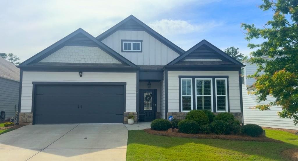 3 bedroom, 2 bathroom, 1,688 sq ft single family residence under contract at 60 Cranberry Blossom Way, Dallas, GA 30132